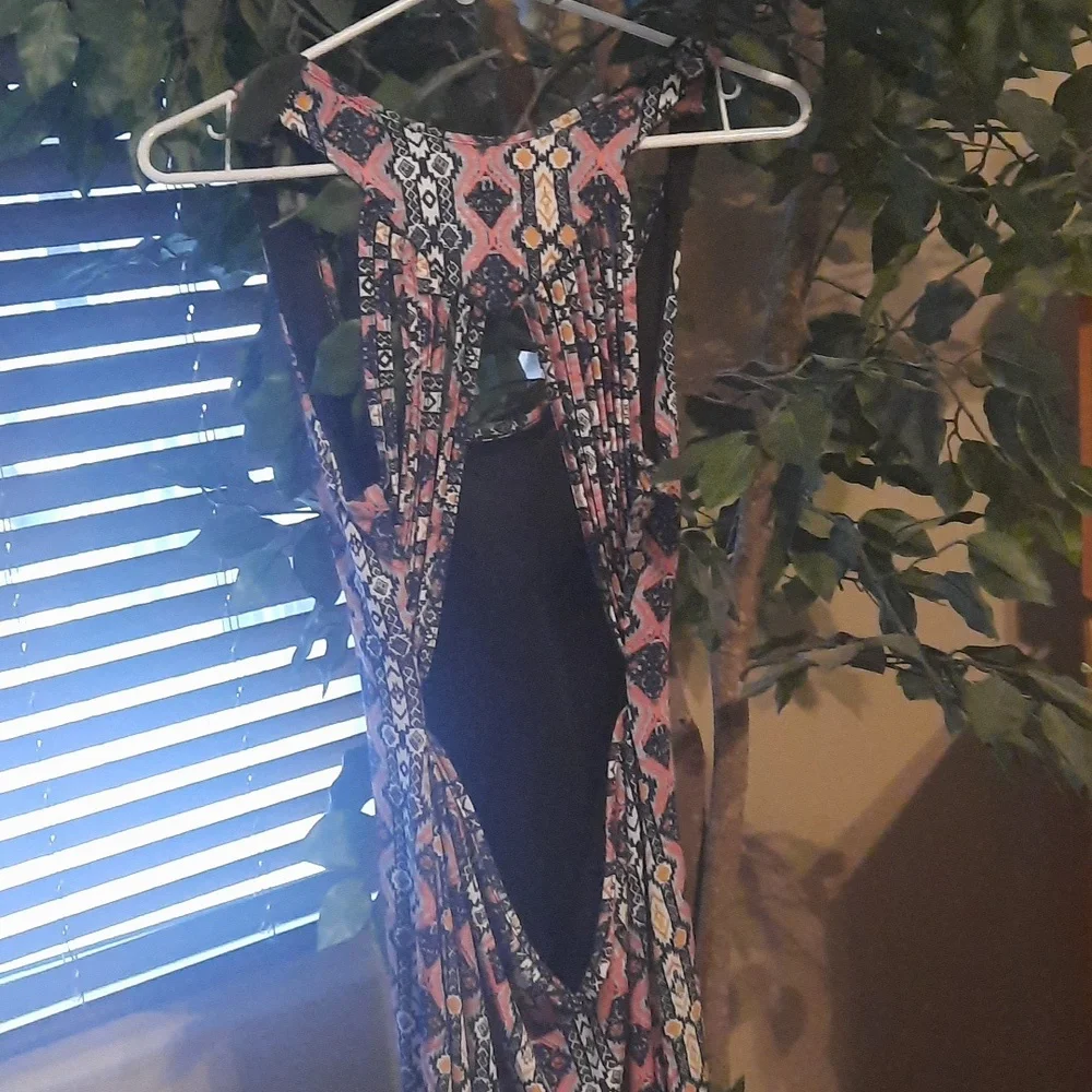 Aztec Maxi With Open Back - Picture 3 of 5